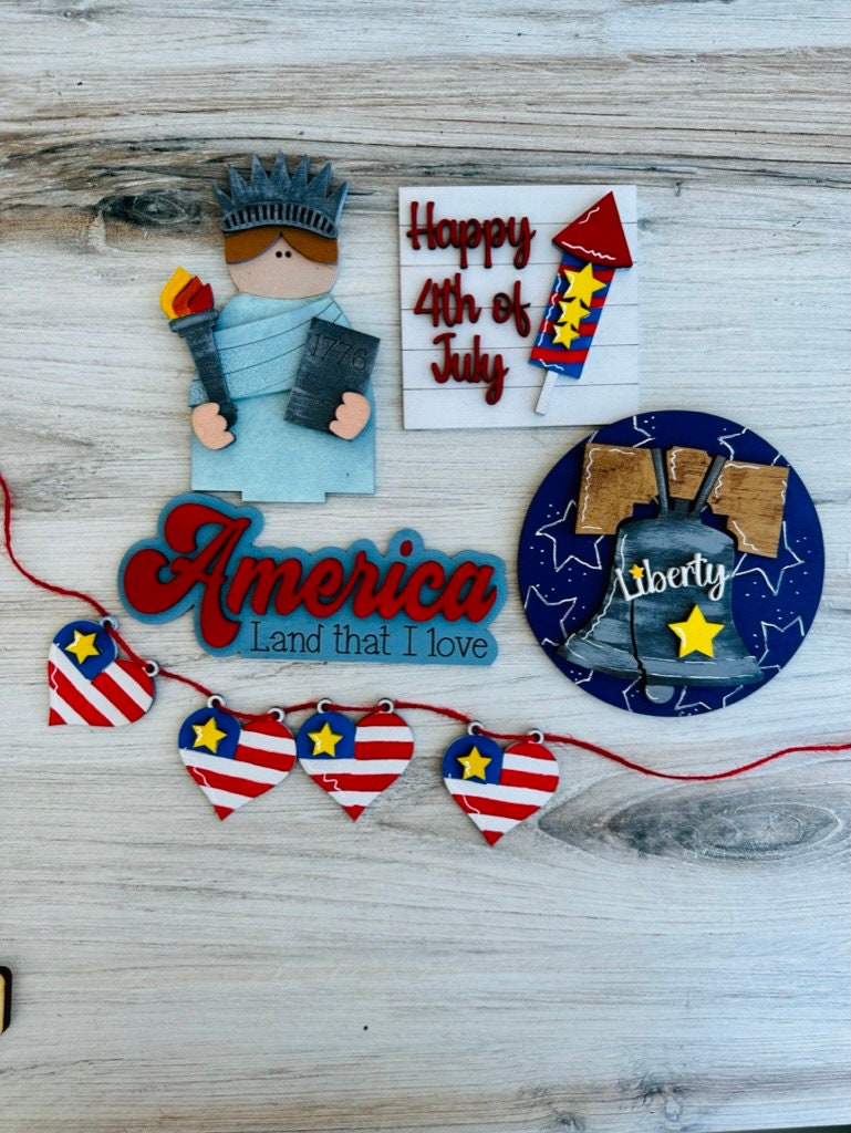 DIY Tiered Tray 4th of July - Patriotic