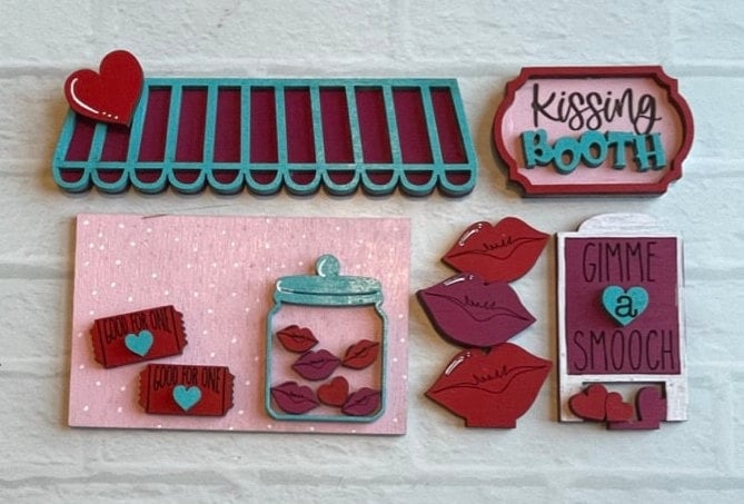Valentine Kissing Booth Insert for Market Stand - DIY - Inserts for Market Stand -  Freestanding Shelf Decor - Paint it Yourself Kit