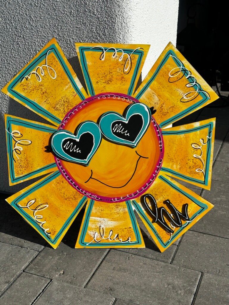Sunshine With Glasses "Hi" - Handmade Painted Door Hanger Wall Decor
