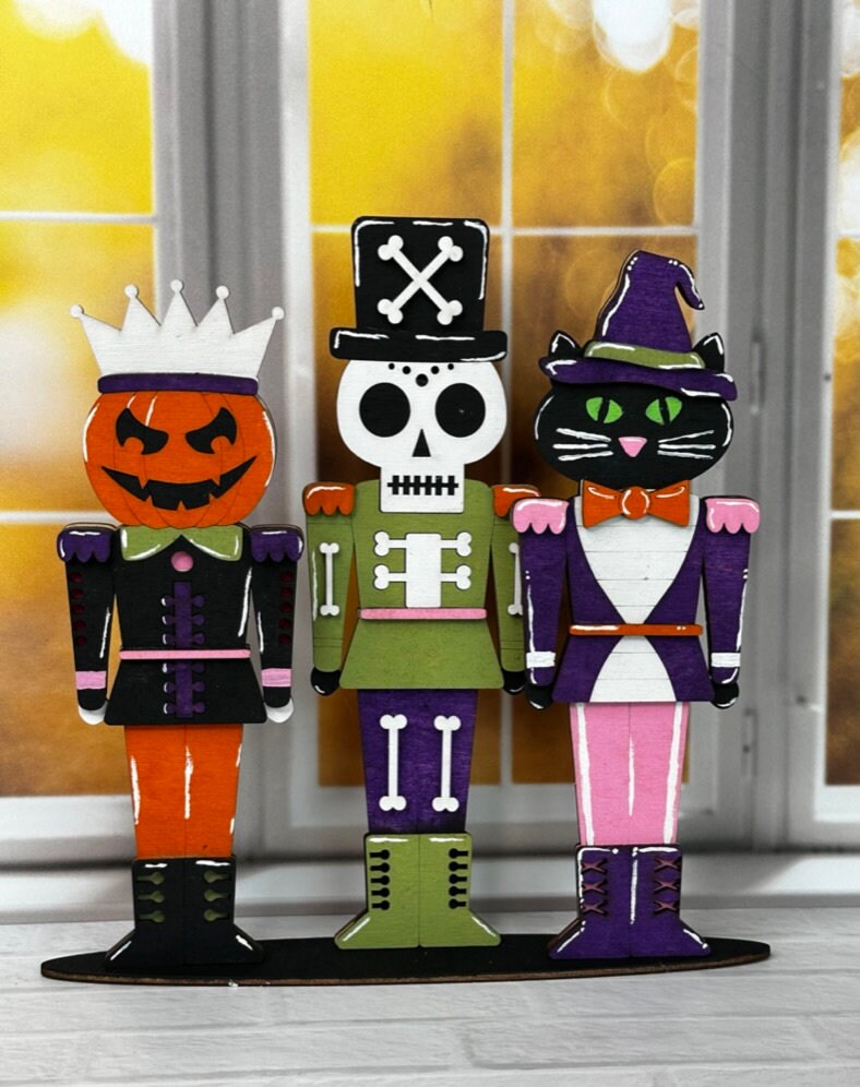 Halloween Nutcracker - Shelf Decor Wood