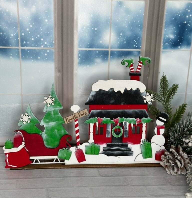 North Pole Santa's House DIY Kit- Wood Blanks for Painting and Crafting - Simple enough for beginners and older kids